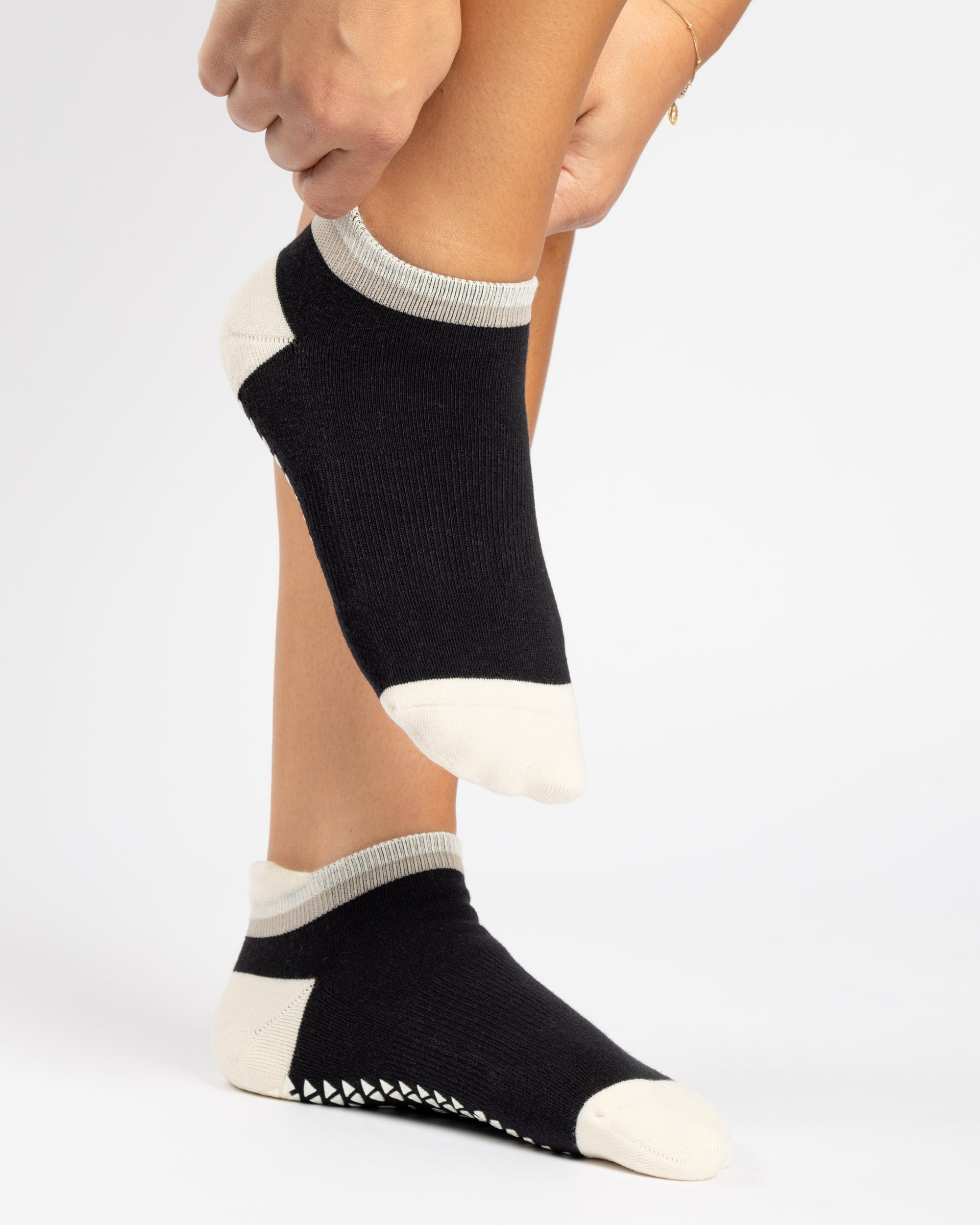 Lou Full Foot Grip Sock