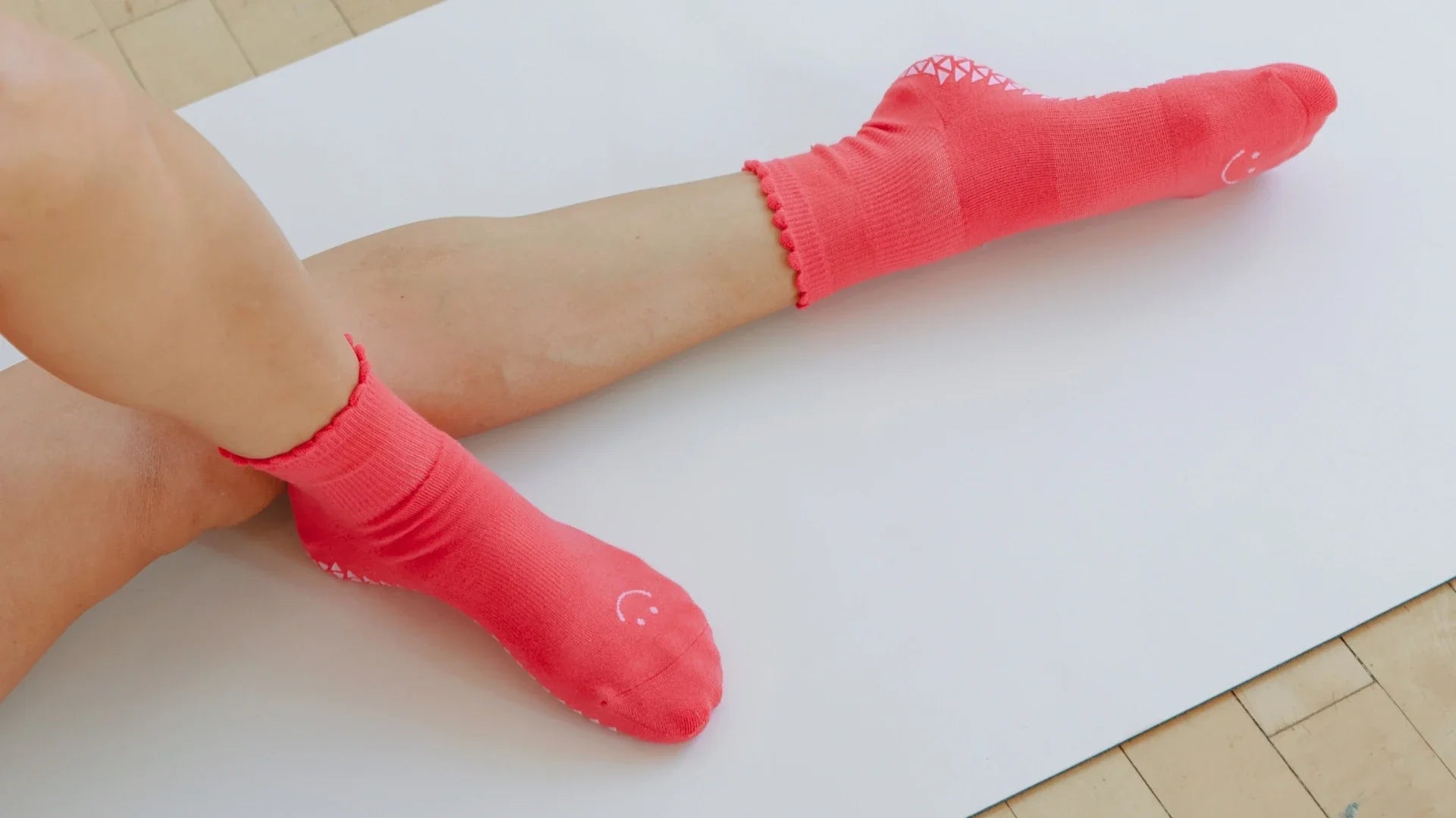 Billede af Happy Ankle Grip Sock fra Pointe Studio