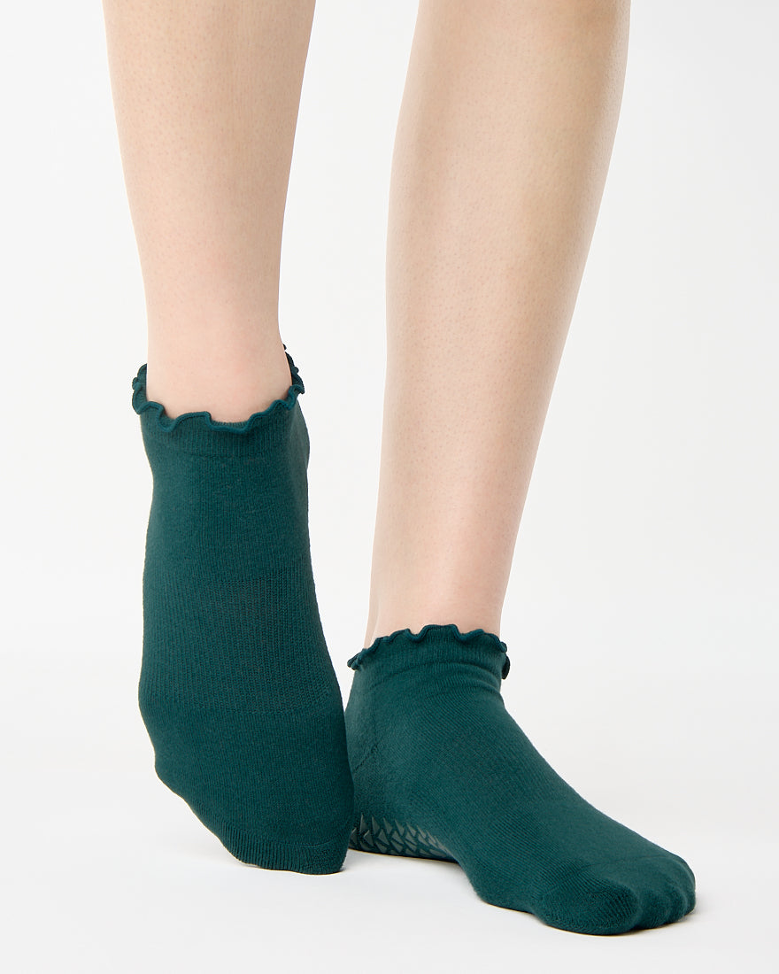 Ruffle Full Foot Grip Sock